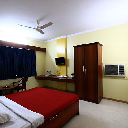 Hotel Deccan Park Pune Dış mekan fotoğraf