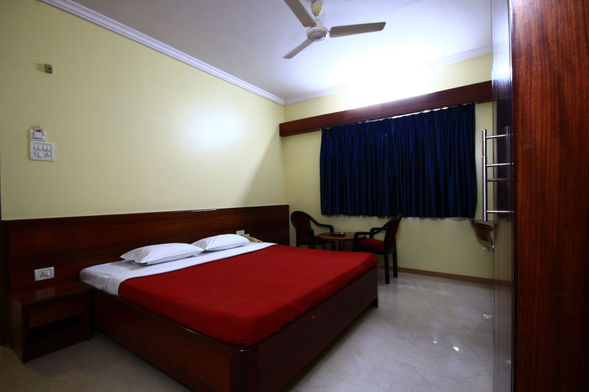 Hotel Deccan Park Pune Dış mekan fotoğraf